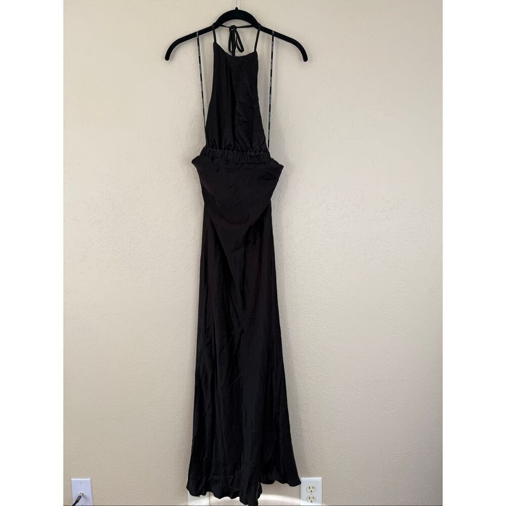 Shona Joy Ruched Open Back Halter Midi Dress - Picture 4 of 9
